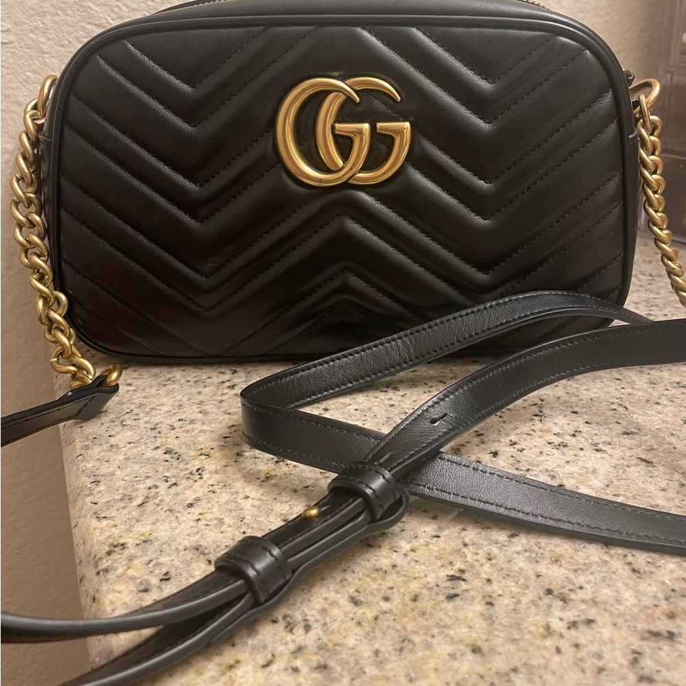 100% authentic Gucci Black Quilted Leather Crossbody Bag